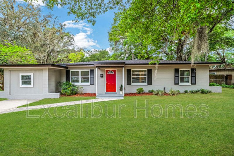 1st image of 1804 Almira St