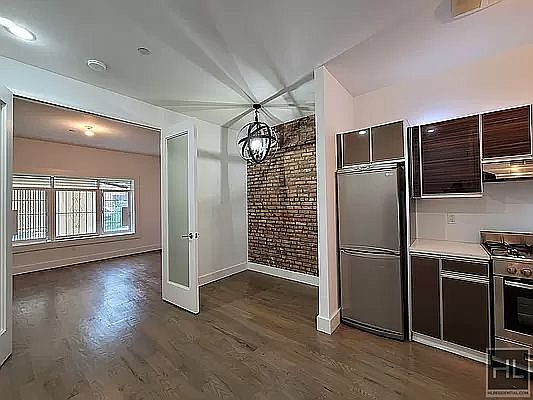 2nd image of 1074 Bergen St #1F