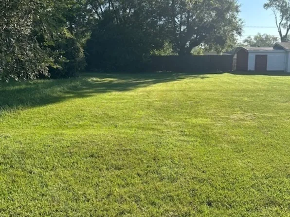 2306 Fairview Ave, Lockport, IL 60441