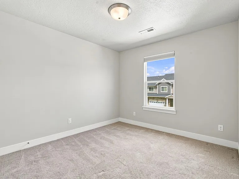 16348 S Truss Dr — Photo 16