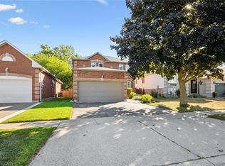 55 Enfield Dr, Cambridge, ON N1P1B5
