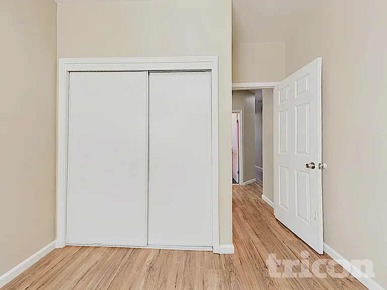 221 Seabury St — Photo 12