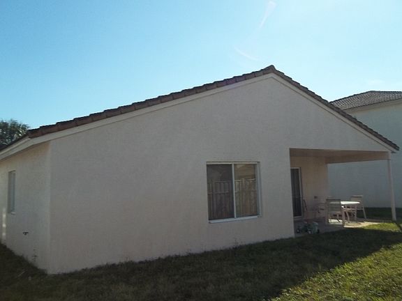 3rd image of 4562 SW 126th Ave
