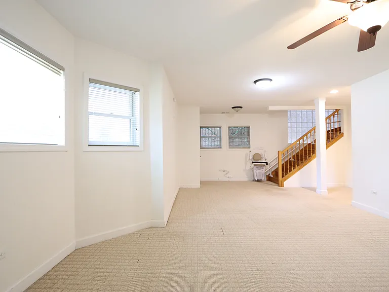 3150 S Prairie Ave #1 — Photo 17