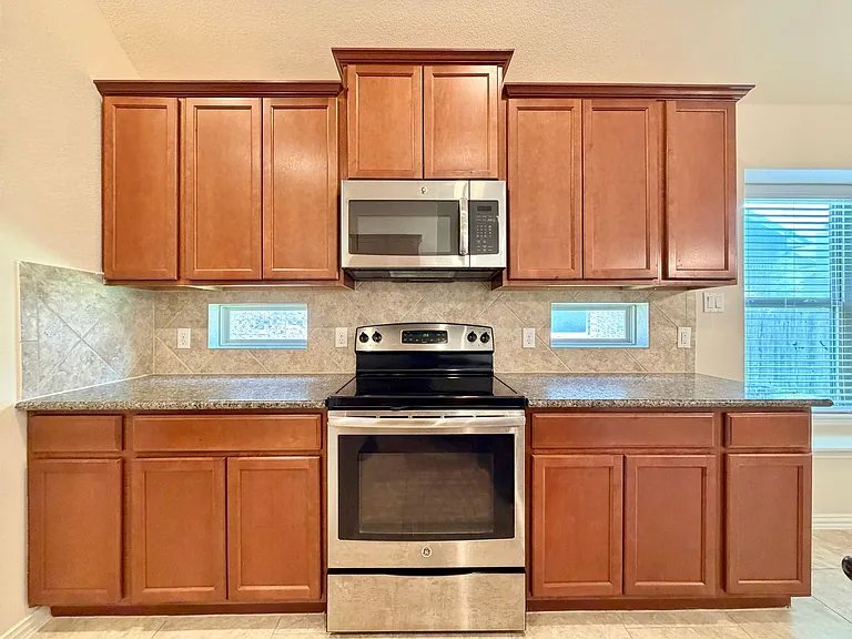 908 Arvada Dr — Photo 12