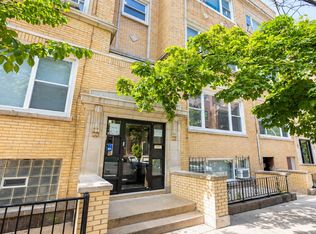 447 W Arlington Pl #3, Chicago, IL 60614