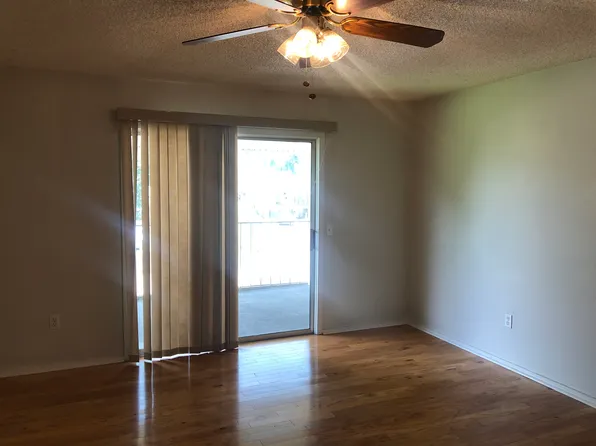 1208 Bush River Rd APT G10, Columbia, SC 29210