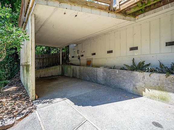 3rd image of 14035 Old Cazadero Road