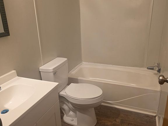 4th image of 115 Pamela Way