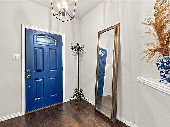 3rd image of 2008 Rosebury Ln