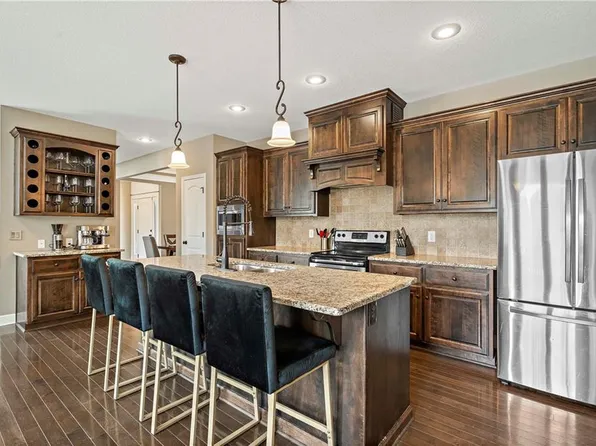 21581 W 176th Ter, Olathe, KS 66062