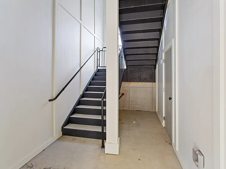 131 Stein Steel St #3 — Photo 21