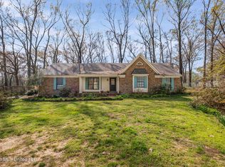 5915 Roman Hill Dr, Olive Branch, MS 38654