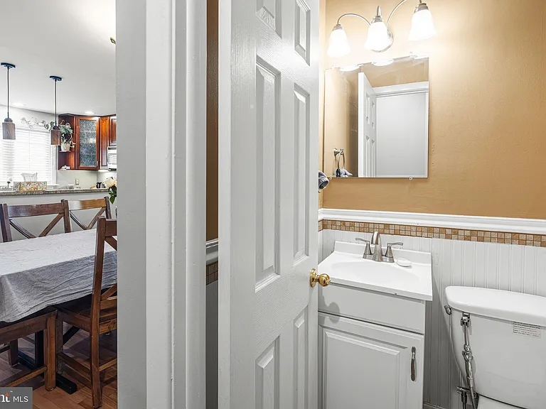 7200 Shalkop St — Photo 10