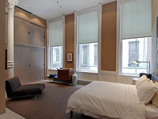 Sold by Sotheby's International Realty | media 39