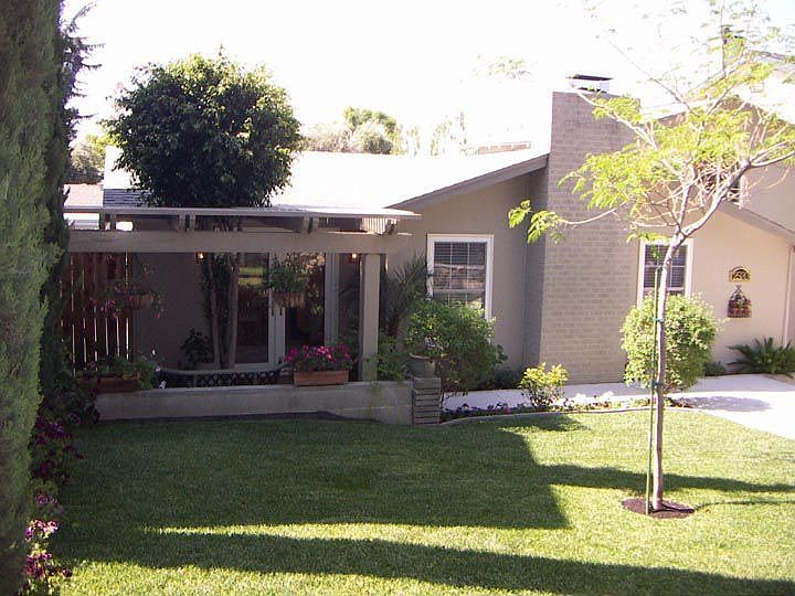 1st image of 2520 Olive Ave