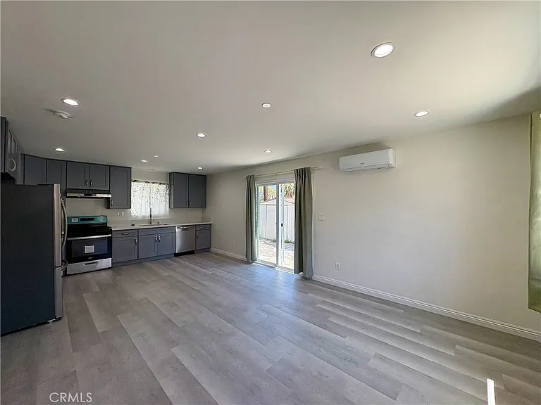 15323 Via Verita Ave — Photo 2