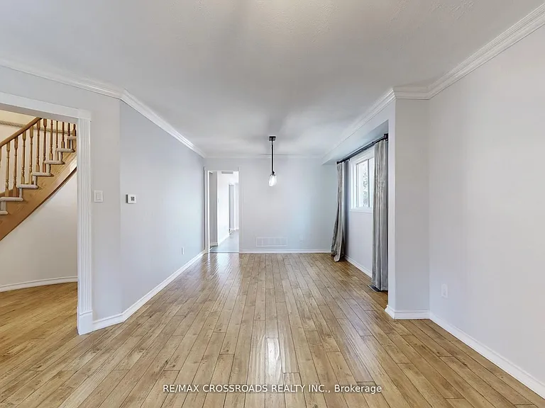 35 Forest Grove Dr — Photo 35