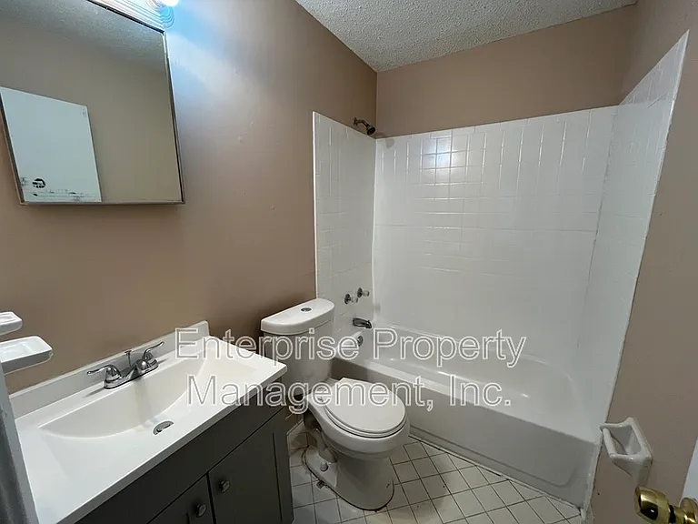 5312 Plover Dr — Photo 9