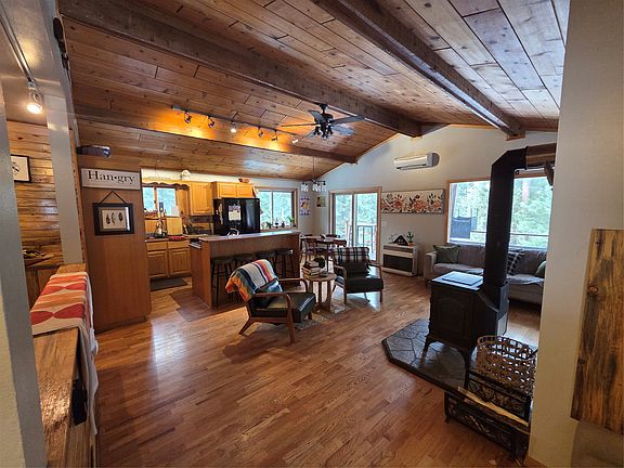 3rd image of 31968 Ridge View Cir