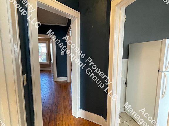 4th image of 840 Kalamazoo Ave SE APT 2
