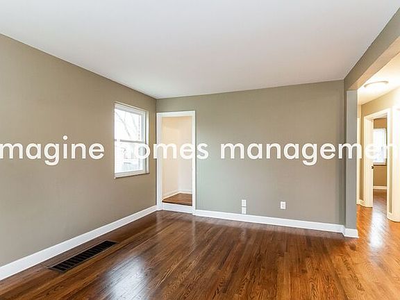 4th image of 4521 Hunt Rd