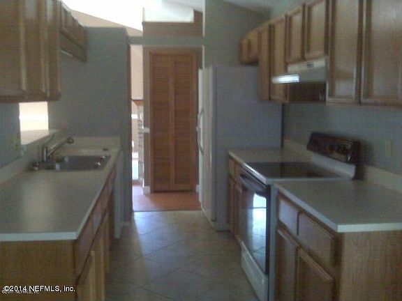 5th image of 619 Robert Livingston St