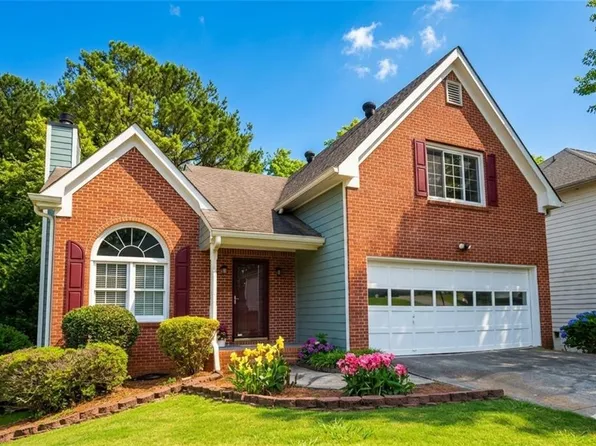 2782 Oak Meadow Ln, Snellville, GA 30078