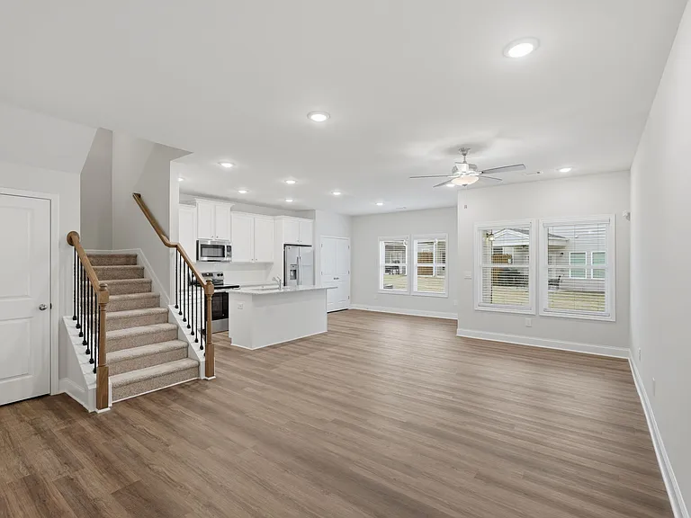 2260 Chant St — Photo 20