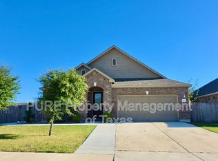 1005 Estes Park, Taylor, TX 76574