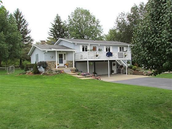1st image of 942 E Carter Ct