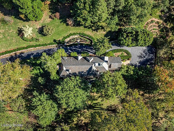 4th image of 10 Arden Rd