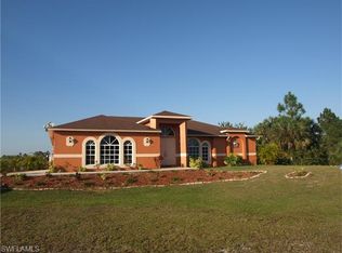 3215 35th Ave NE, Naples, FL 34120