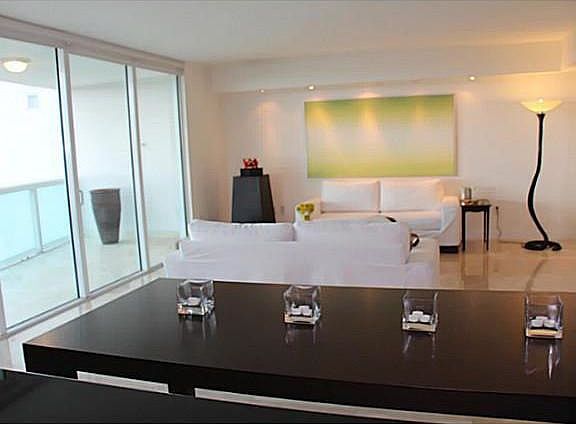 5th image of 19400 Turnberry Way APT 1612