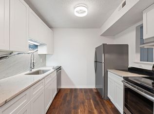 521 Mystic Dr APT E, Greensboro, NC 27406