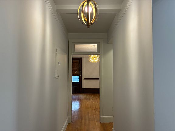 3rd image of 308 W 97th St APT 52