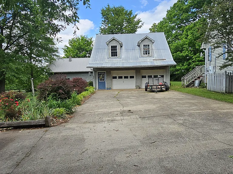 3551 Cemetary Rd — Photo 12