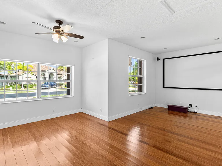 21698 Abington Ct — Photo 68