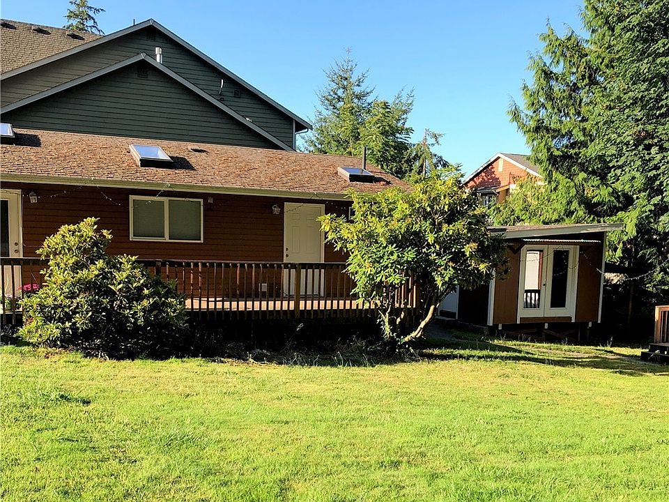 1st image of 18619 40th Ave W