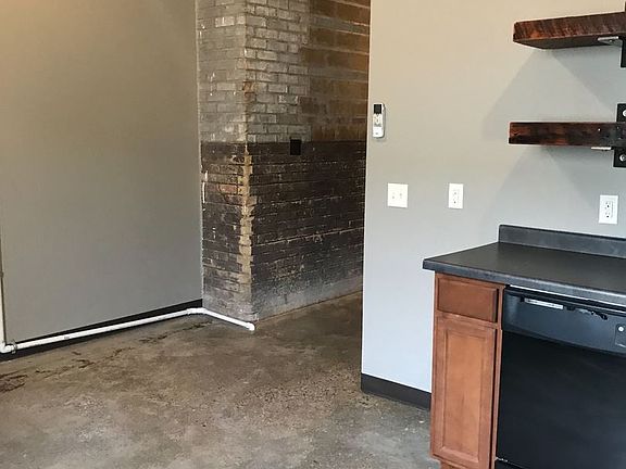 3rd image of 30 1st St NE #3812914