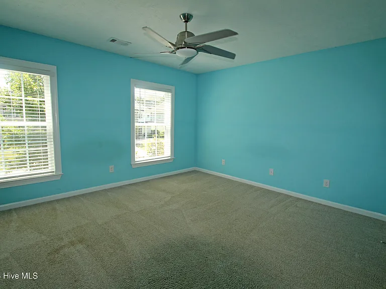 7218 Hoffman Dr — Photo 19