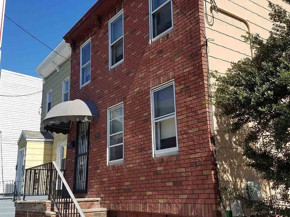 2nd image of 6708 Polk St