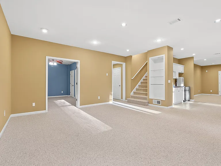 495 Pine Bough Ct — Photo 45
