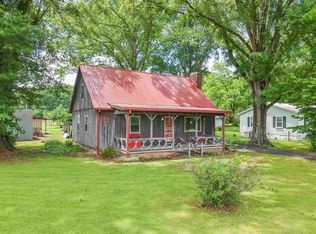12 Baker Rd, Selmer, TN 38375