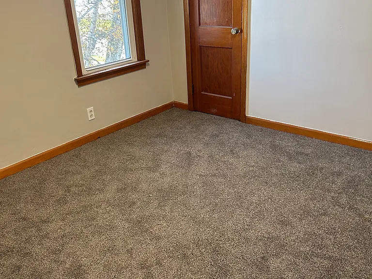 35 Willow St #2 — Photo 11