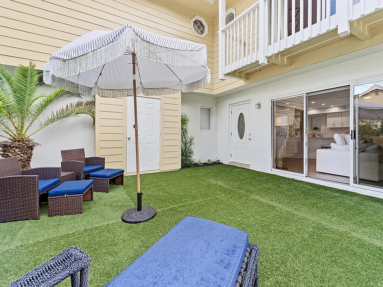 288 Seabreeze Cir — Photo 3