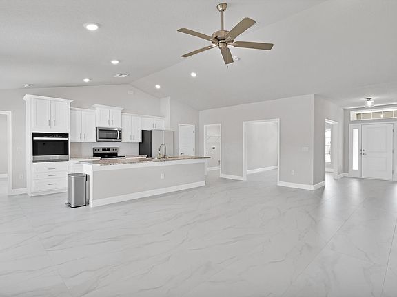 4th image of 170 Spring Valley Avenue