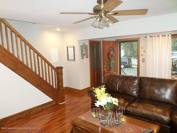 4th image of 30 Montell St