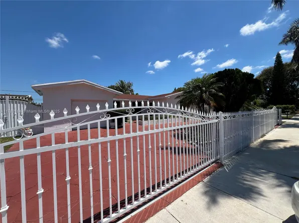 17741 SW 112th Ave, Miami, FL 33157