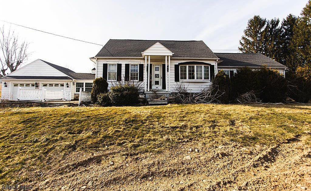1589 Grandview Rd, Altoona, PA 16601 Zillow